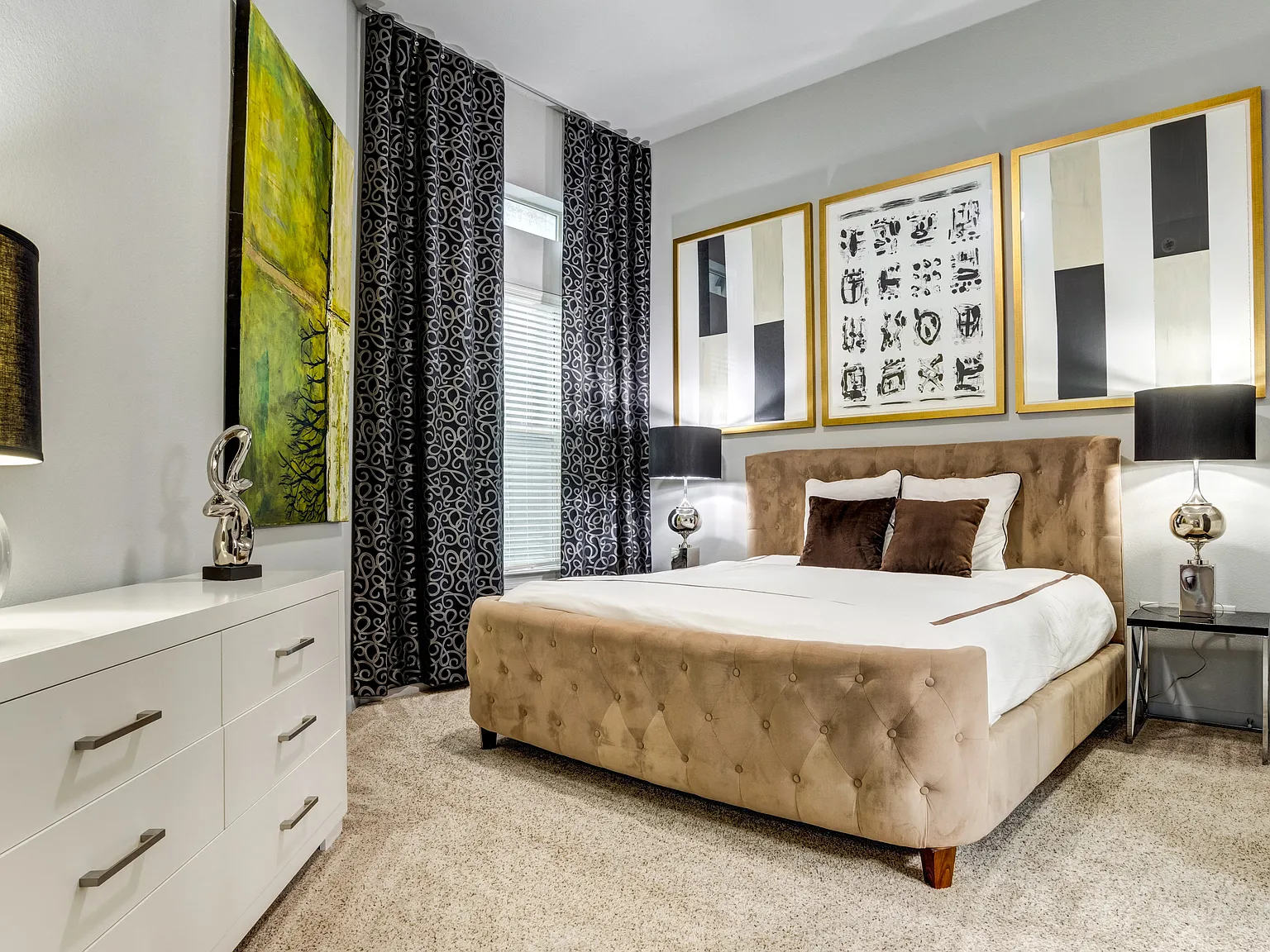 Caroline Post Oak — Photo 4