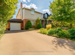 663 Woburn Ave, Toronto, ON M5M 1M2