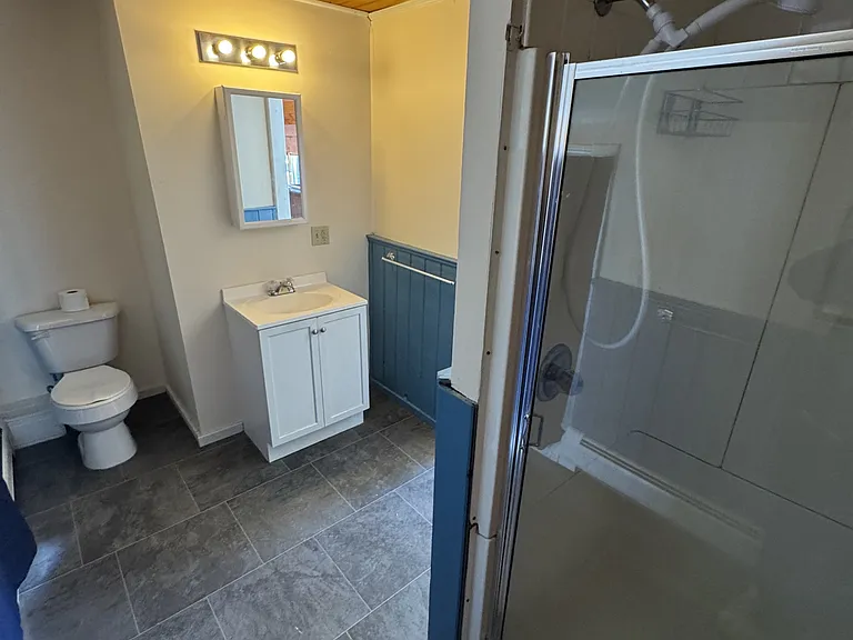 109 Pleasant St — Photo 7