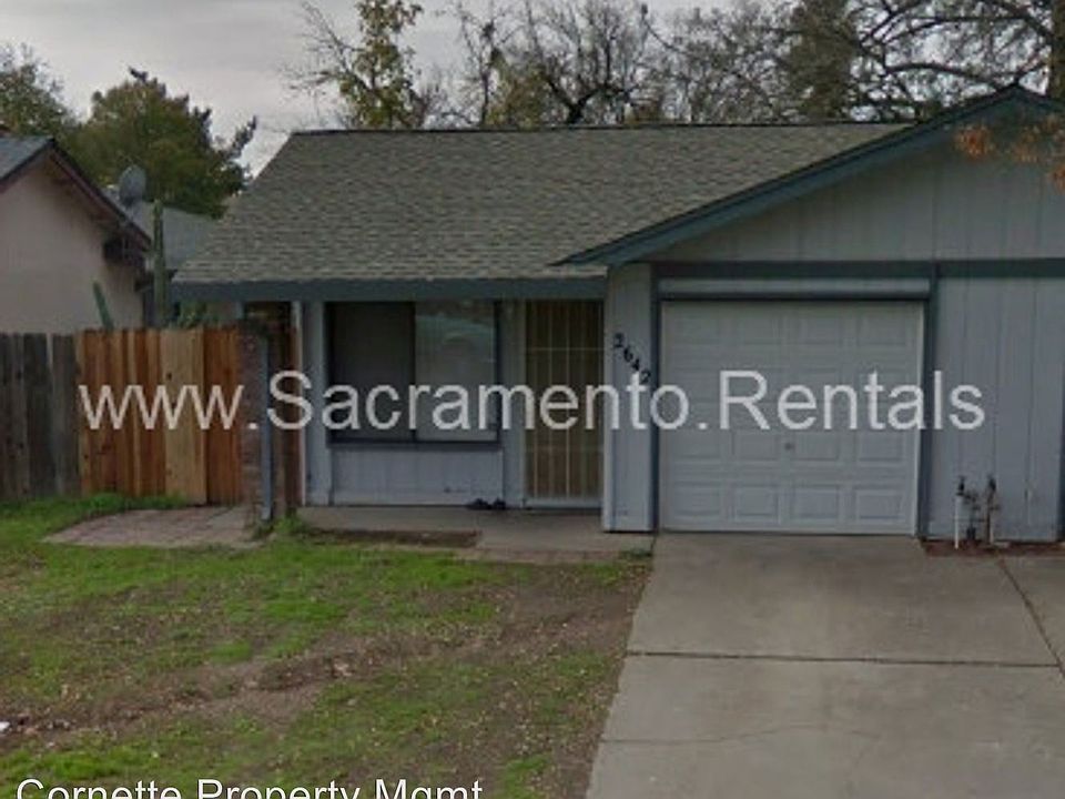 1st image of 2642 Queenwood Dr