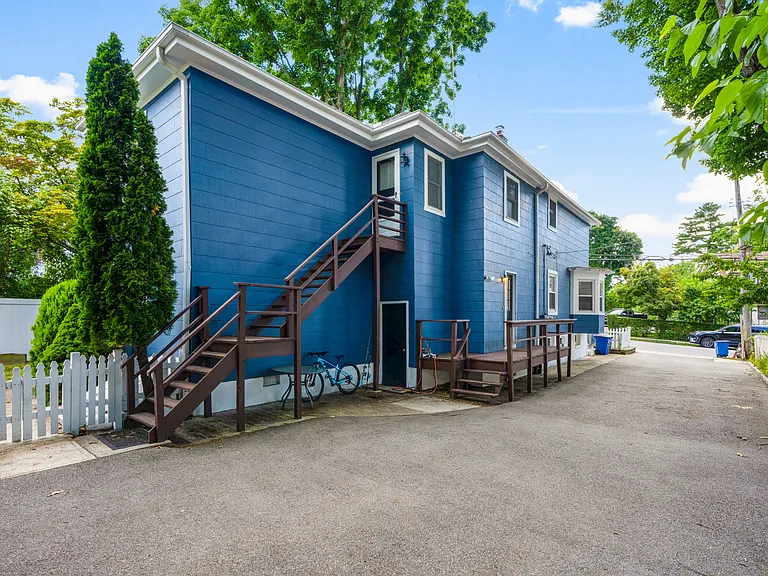 315 Maple Ave — Photo 4