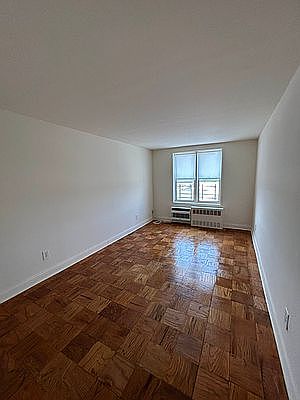 5th image of 618 Tysen St #5L