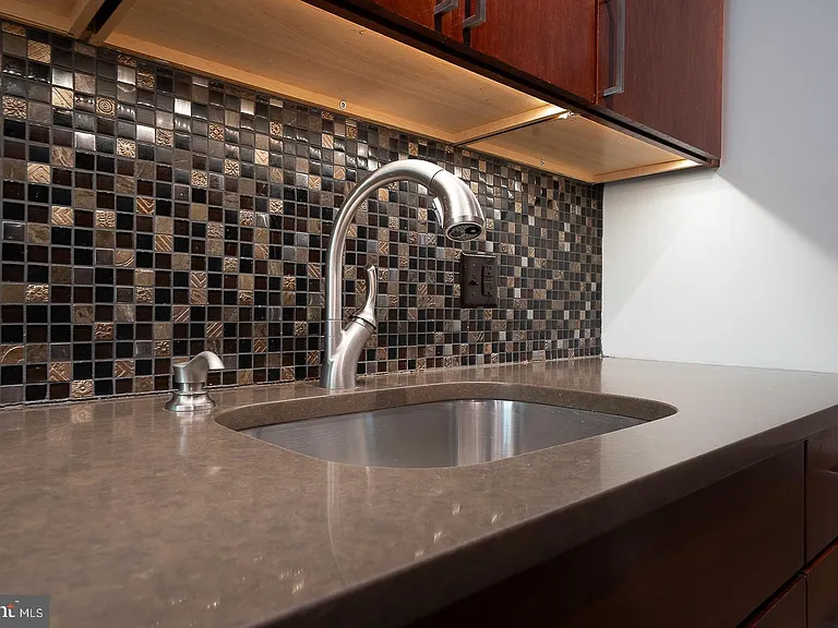 1640 Oakwood Dr #W-216 — Photo 17