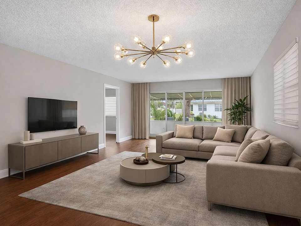 1st image of 801 Meadowlark Lane
