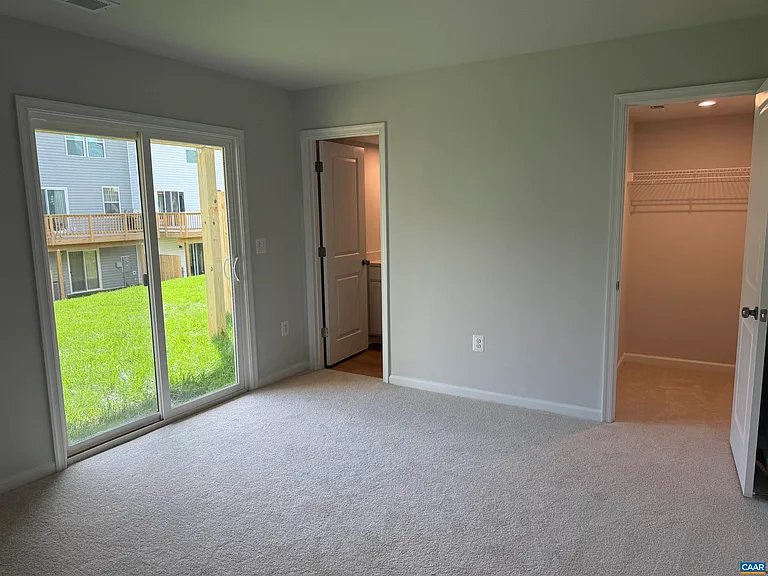 37 Laurin St — Photo 18