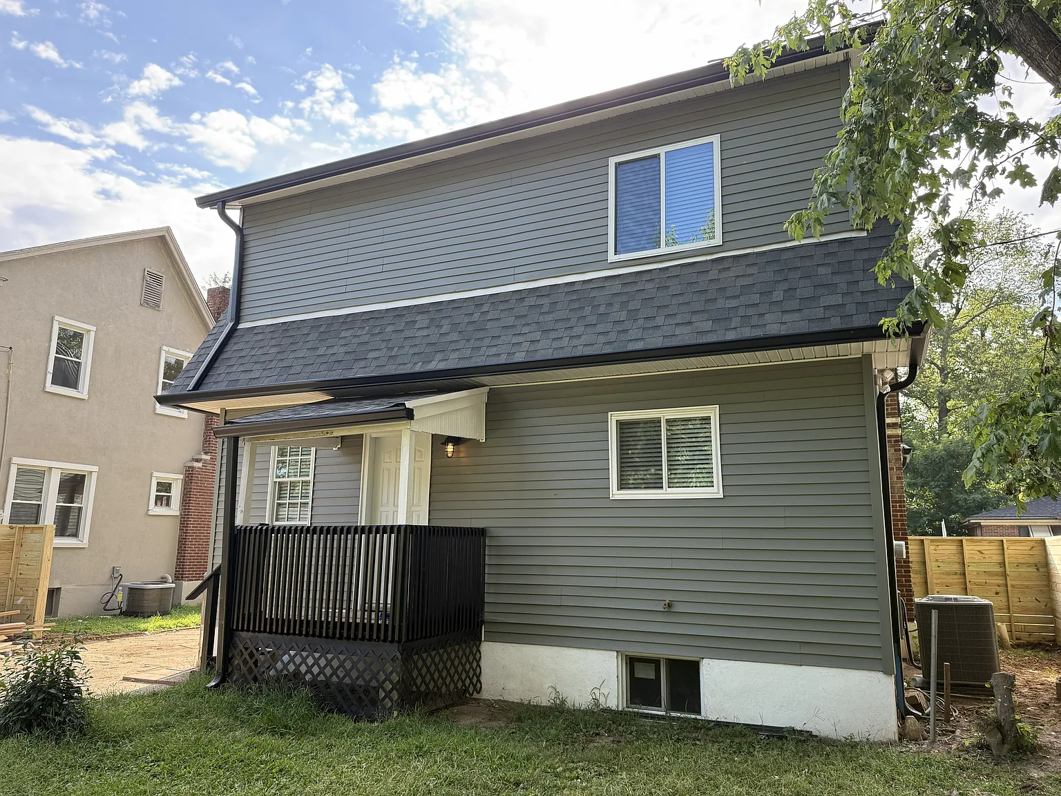 3 bed, 1.5 bath, 1404 sqft, $1,600 — Photo 3