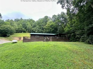 179 Whitehouse Rd, DANVILLE, WV 25053