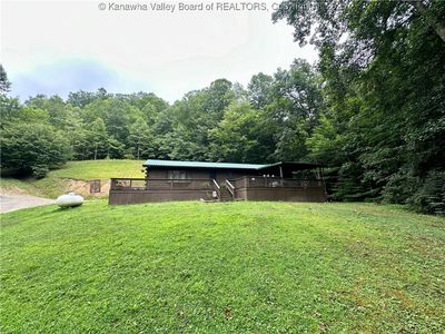 179 Whitehouse Rd, DANVILLE, WV, 25053