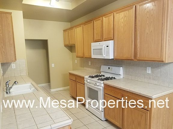 2nd image of 15957 Winona St