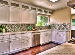 1096 Calle Las Trancas, Thousand Oaks, CA 91360