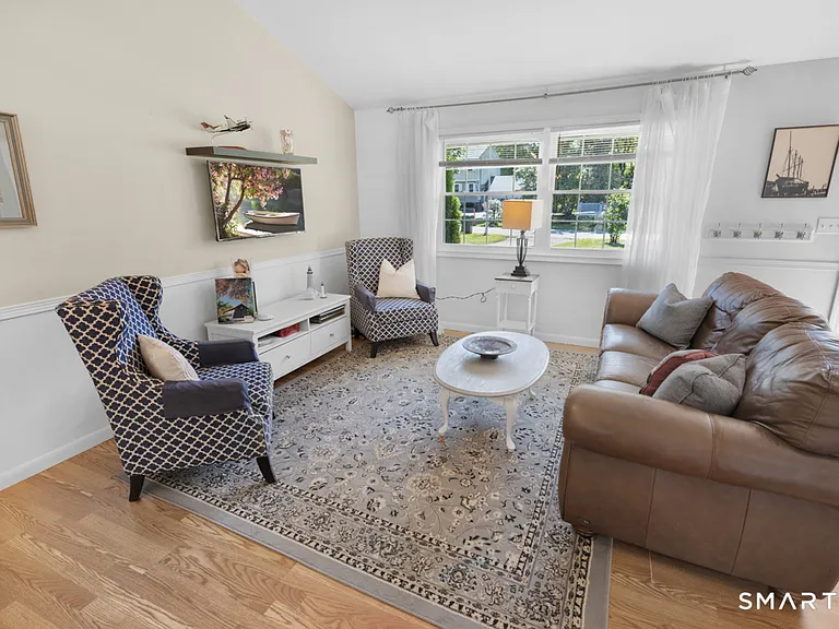 12 Allendale Rd — Photo 18
