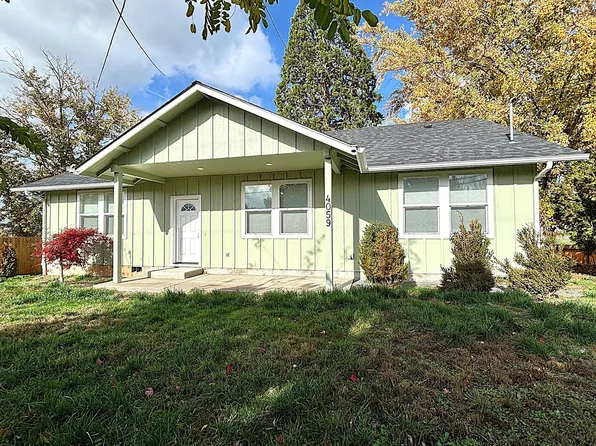 4059 Fern Valley Rd, Phoenix, OR 97535