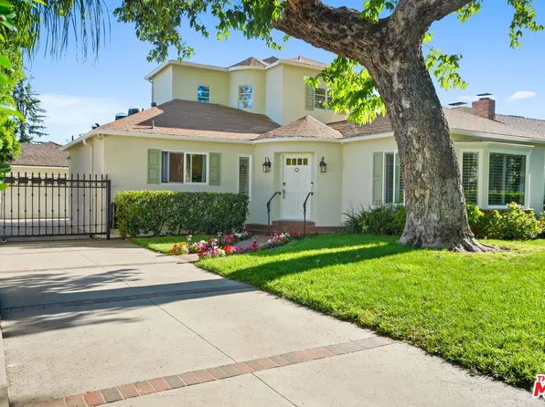 11552 Hesby St, North Hollywood, CA 91601