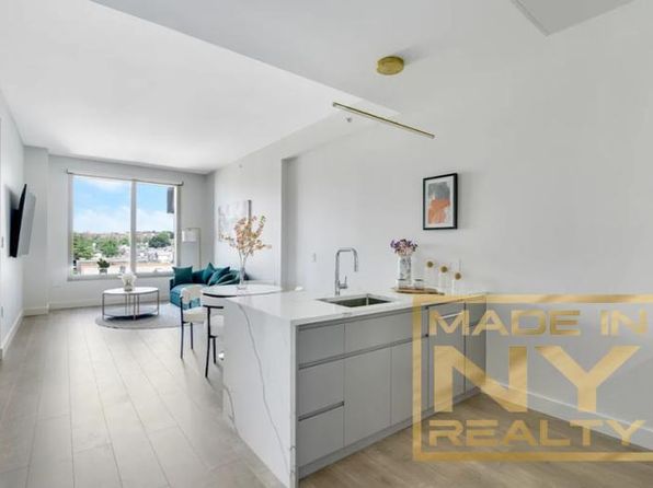 (undisclosed Address)