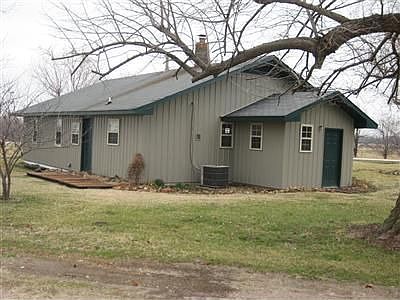 3rd image of 16537 Highway 97