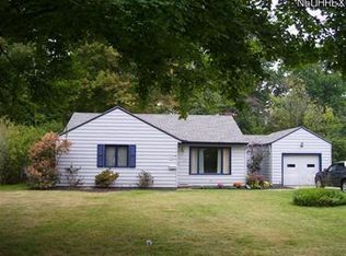 110 Beck Rd, Avon Lake, OH 44012