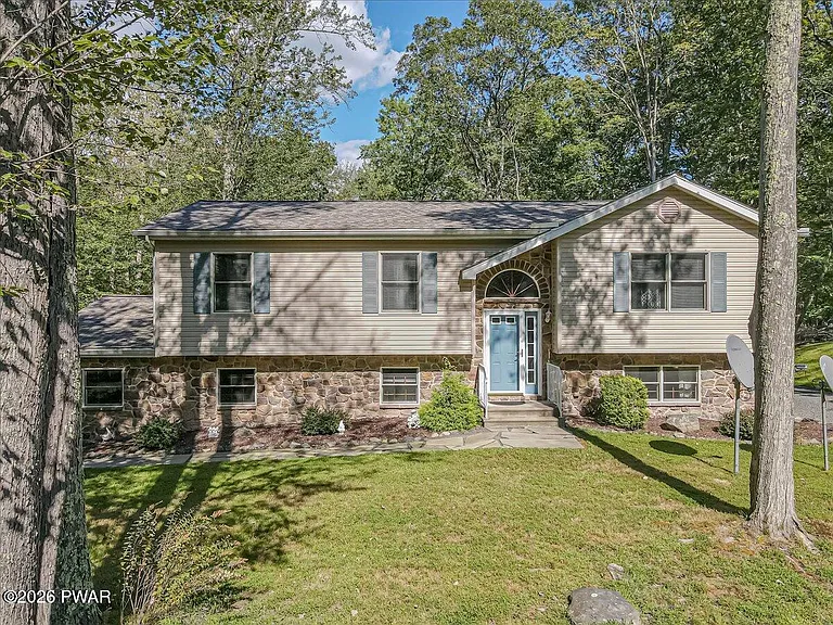 801 Sun Valley Ct — Photo 4