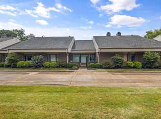 3521 Spy Run Hill Dr, Fort Wayne, IN