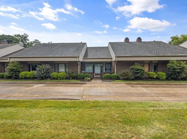 3521 Spy Run Hill Dr, Fort Wayne, IN 46805