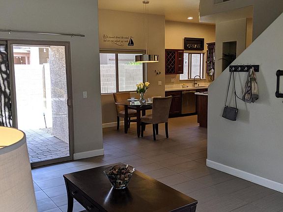 3rd image of 8002 W Waltann Ln