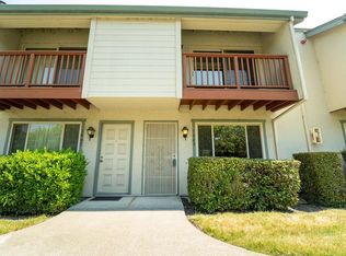 1005 Golf Course Dr, Rohnert Park, CA 94928