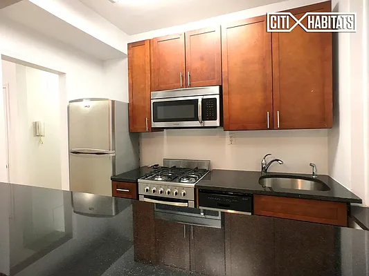 Rented by Citi Habitats | media 22