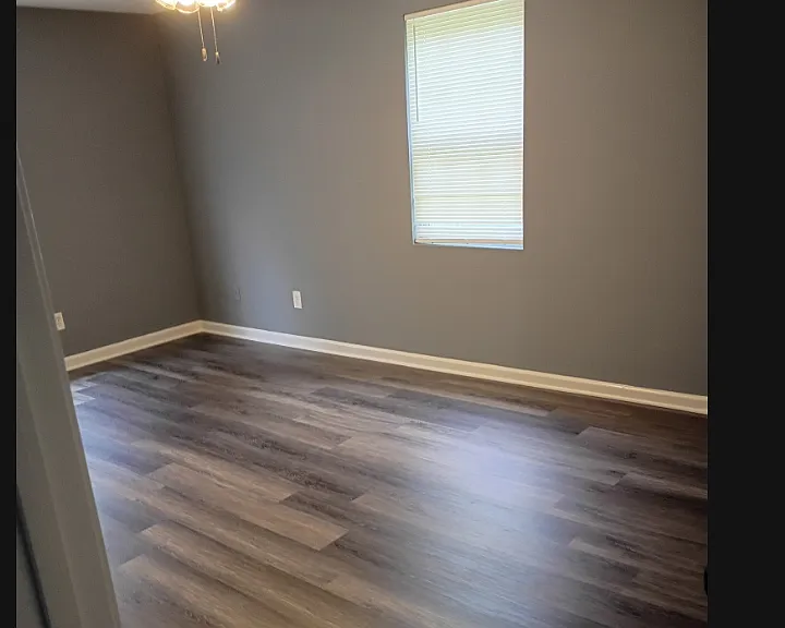205 Maple St — Photo 9