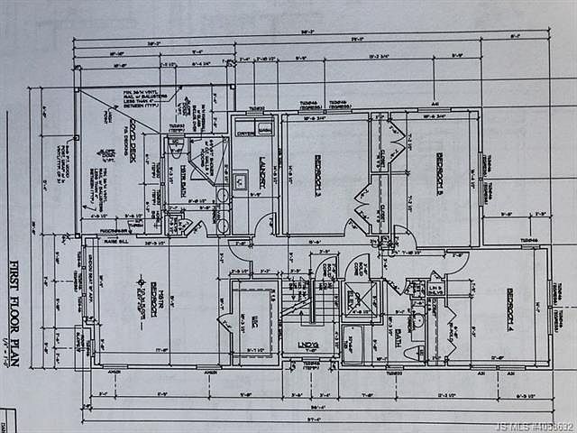 2nd image of 32 25th St