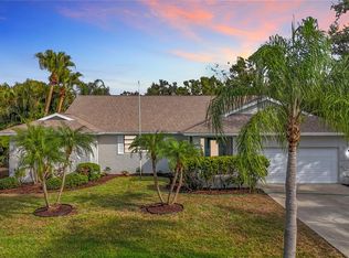 4779 Maid Marian Ln, Sarasota, FL 34232