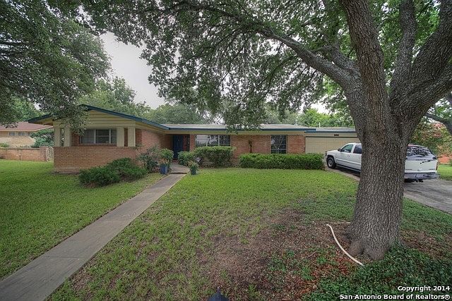 1st image of 614 Wyndale Dr