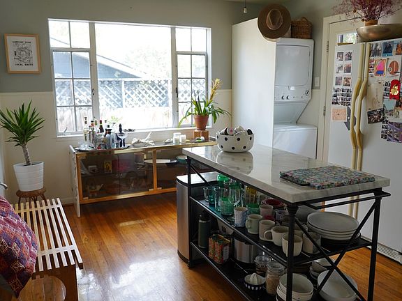 2nd image of 5413 Avenue H #A