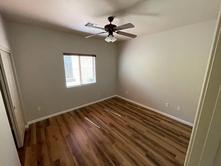1155 W Calle Fuente De Carino — Photo 16