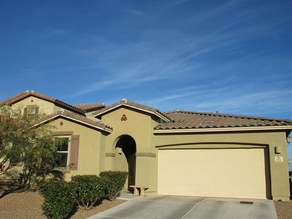1st image of 834 W Camino Capria