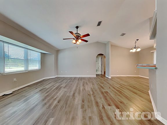 3rd image of 495 Cartagena St