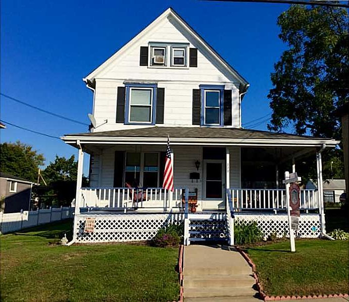 2nd image of 229 Pattison St