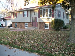 580 Clark St, Hammond, WI 54015