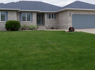 254 James St, Jesup, IA 50648