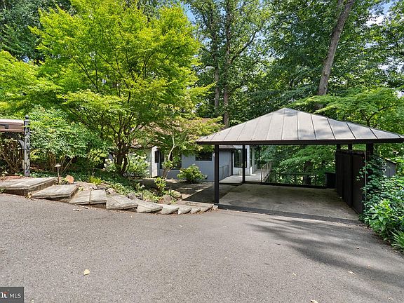 5th image of 5517 Mohican Rd