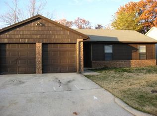 10101 Caton Pl, Midwest City, OK 73130