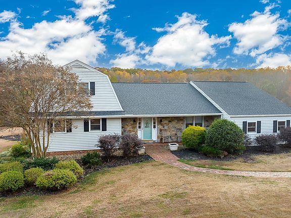 5th image of 200 Green Leaf Dr