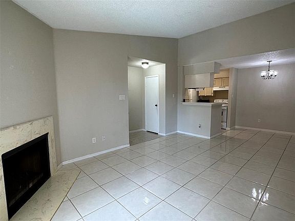 3rd image of 11201 Lynbrook Dr APT 3811