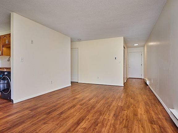 4th image of 170 E Hadley Rd APT 85
