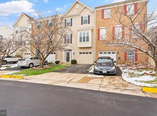 21674 Kings Crossing Ter, Ashburn, VA