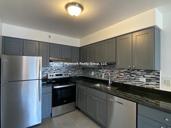 1653 Oakwood Ave, Des Plaines, IL