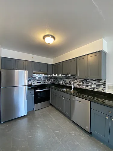 1653 Oakwood Ave Photo 1
