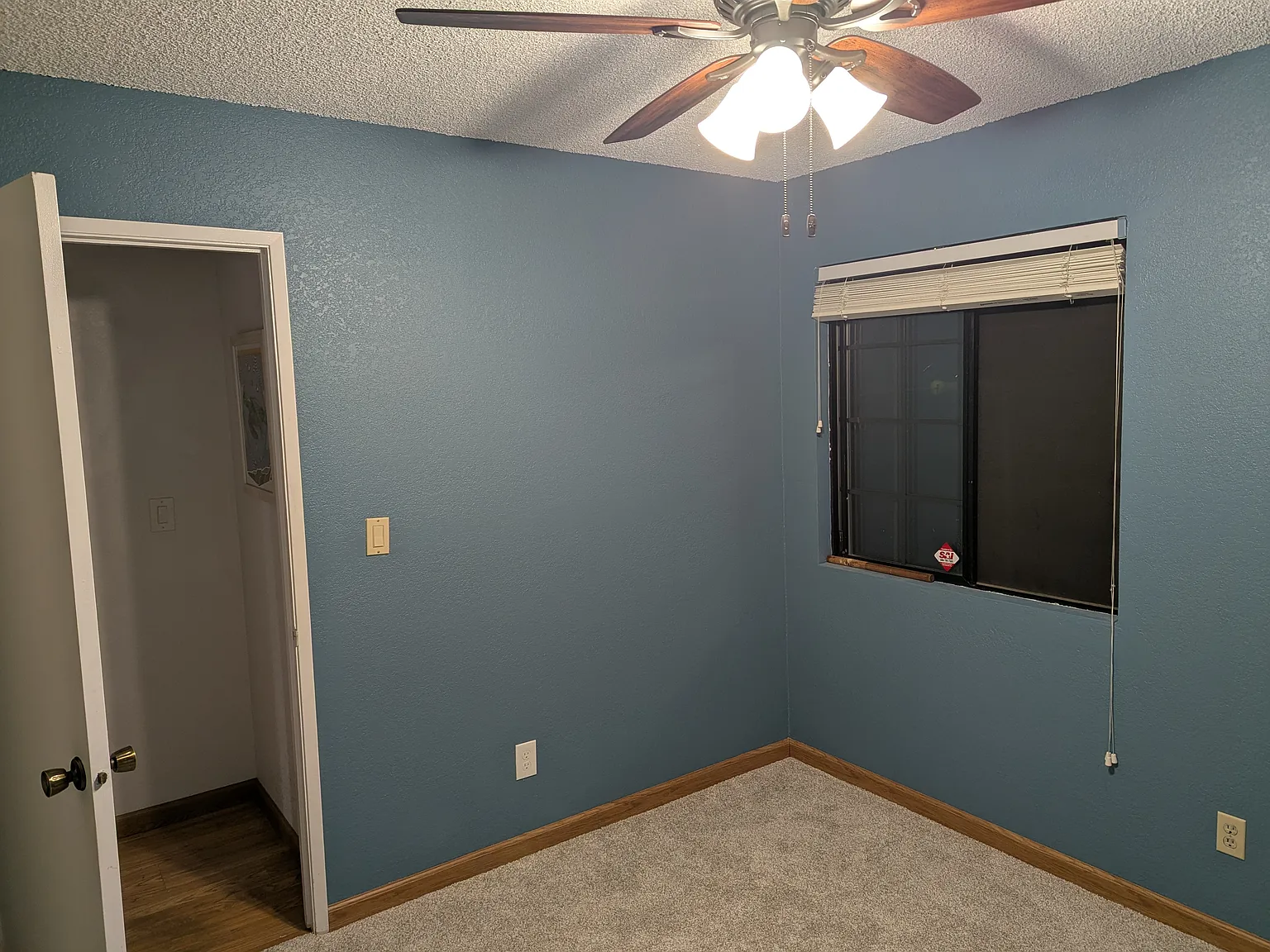 3 bed, 1120 sqft, $1,100 — Photo 2
