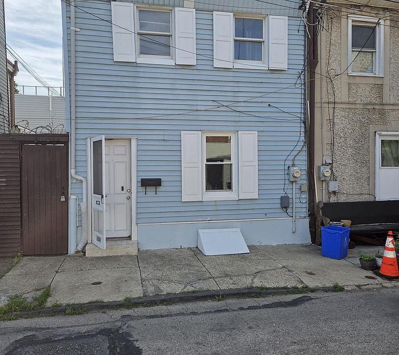 1st image of 2809 Tilton St