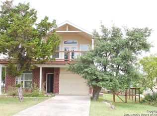 1905 Canyon Edge, Canyon Lake, TX 78133