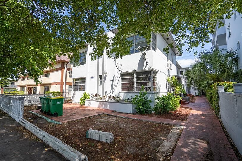 1st image of 1163 Normandy Dr Unit 2-1163-02