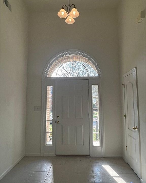 1st image of 3228 Gallahad Dr